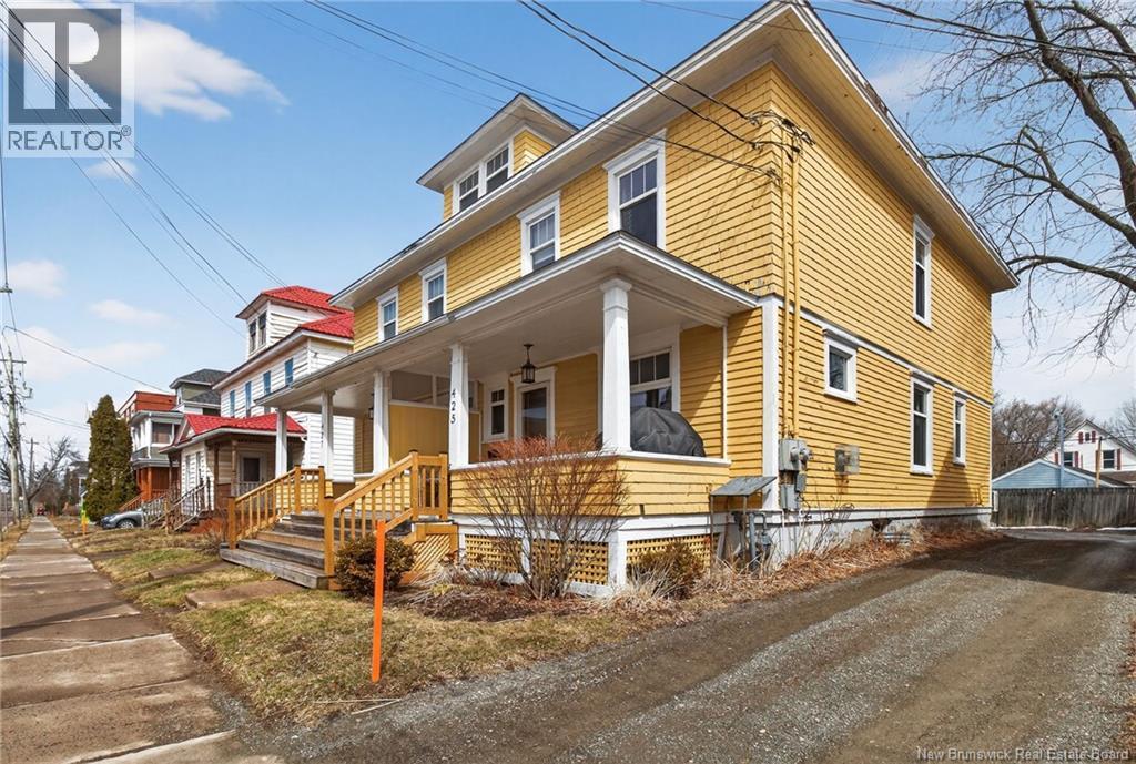 425 Lutz Street Property Photo 42