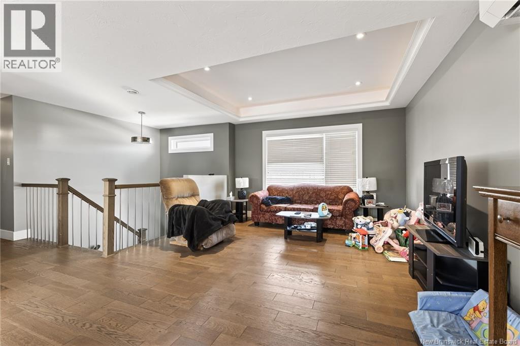 95 Doiron Street Property Photo 10