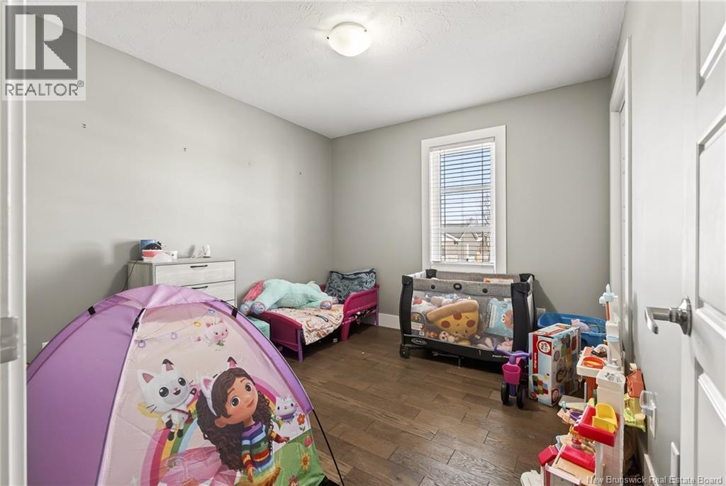 95 Doiron Street Property Photo 14