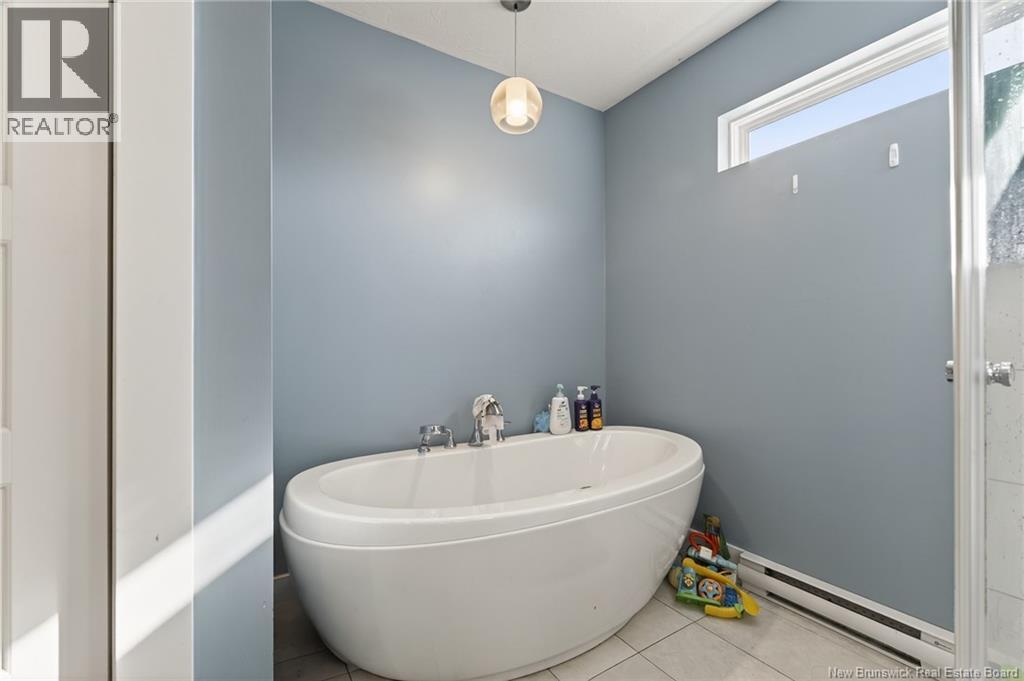 95 Doiron Street Property Photo 17