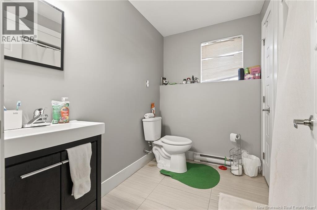 95 Doiron Street Property Photo 32