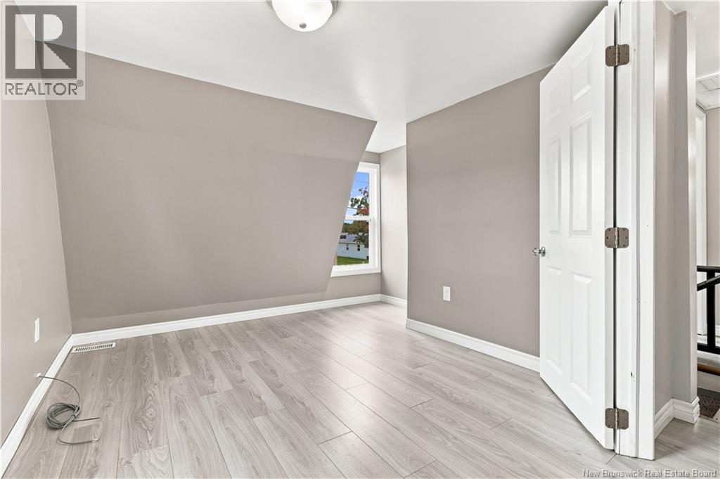 43 Hillcrest Avenue Property Photo 32