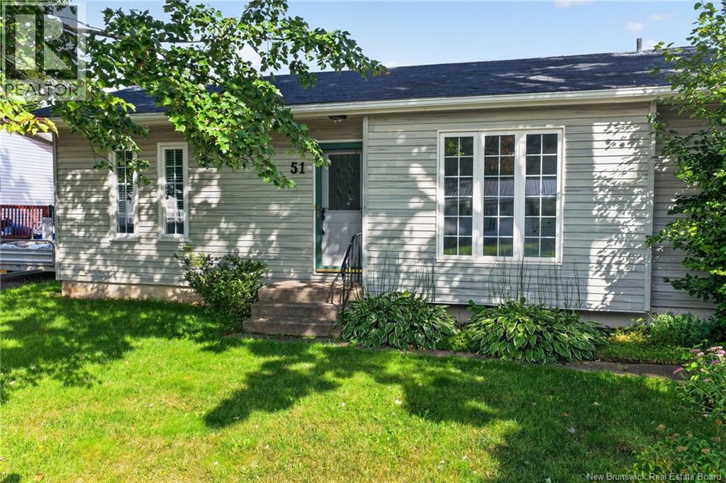 51 Weyburn Property Photo 3