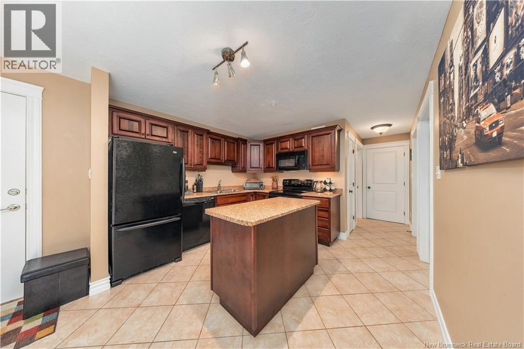 65 Diamond Head Court Unit# 206 Property Photo 3