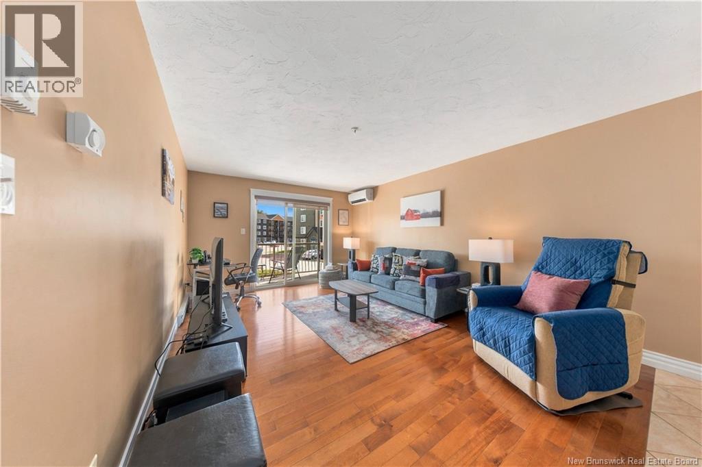 65 Diamond Head Court Unit# 206 Property Photo 7