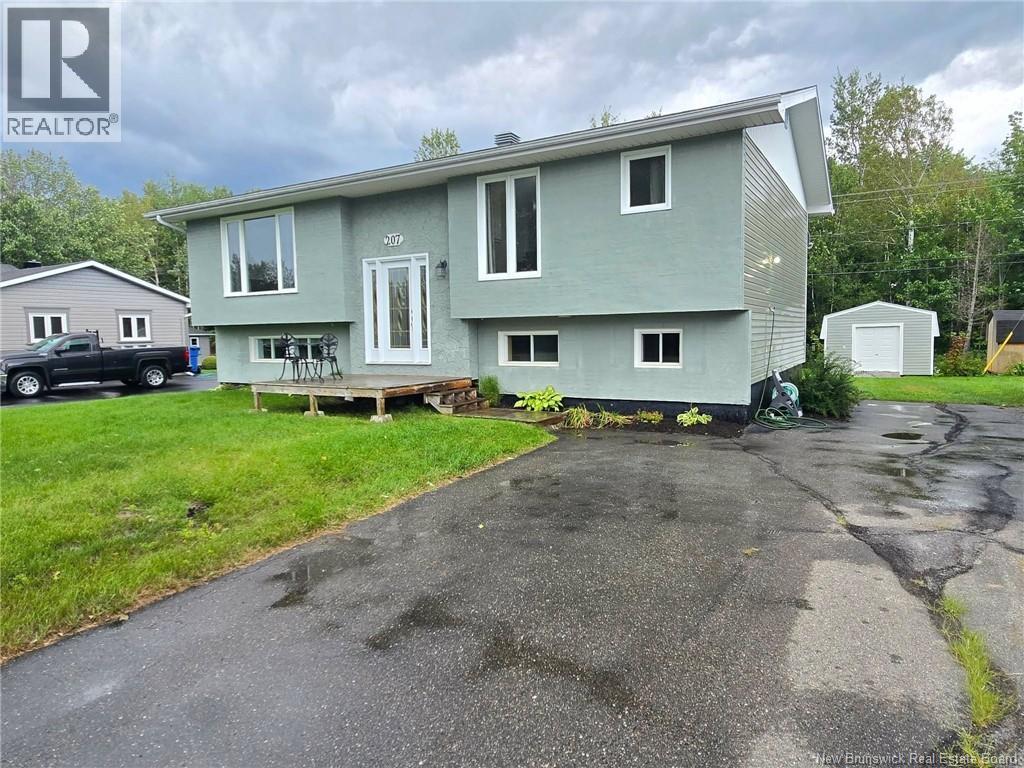 207 Jacques Property Photo 10