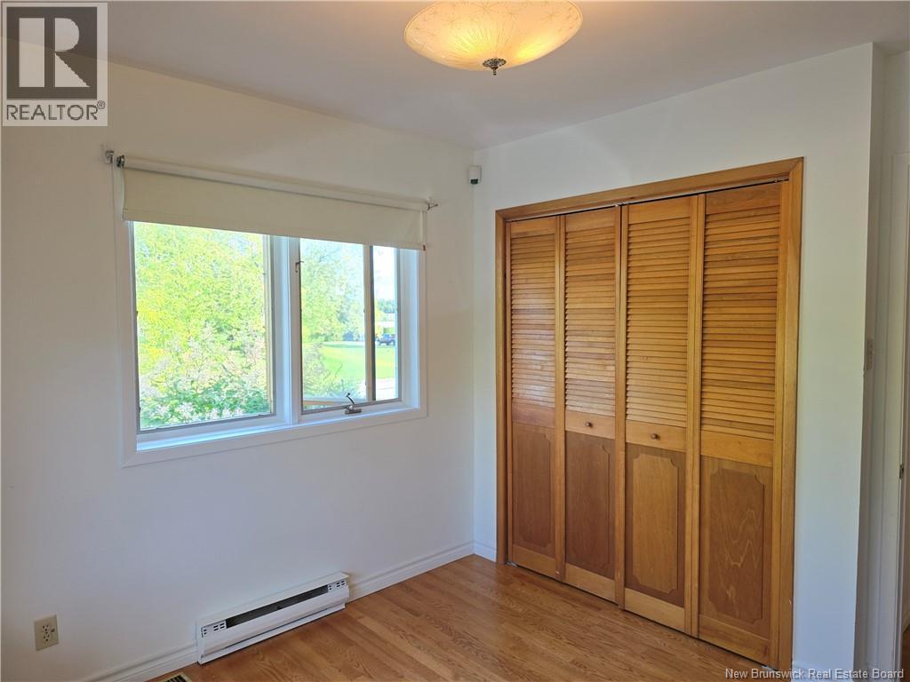 141 Neil Property Photo 26