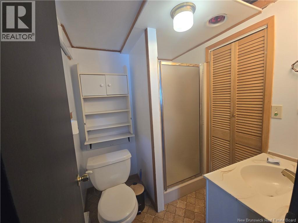 141 Neil Property Photo 35