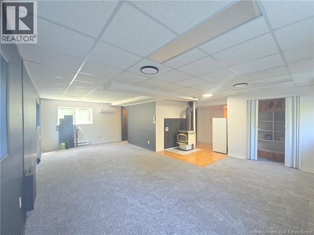 141 Neil Property Photo 36