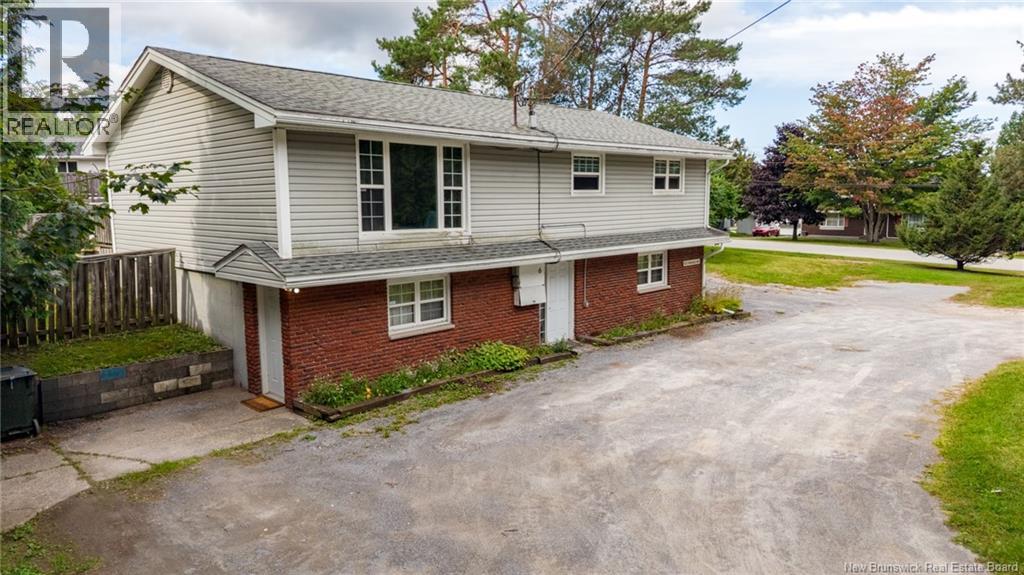 6 Parkdale Avenue Property Photo 2