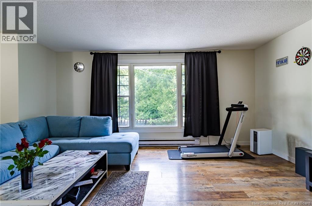 6 Parkdale Avenue Property Photo 8