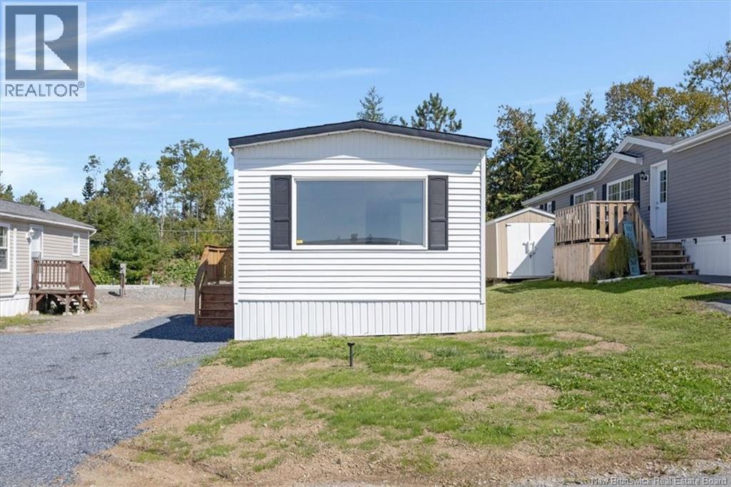 41 Susan Drive Property Photo 2