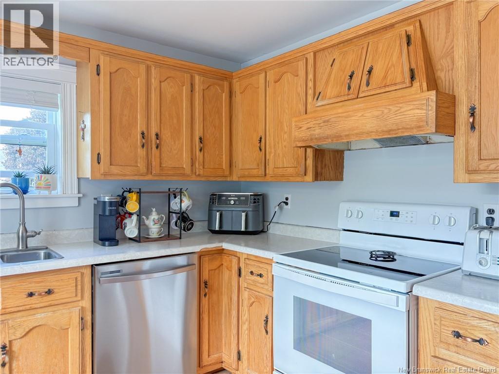 835 Central Street Property Photo 18