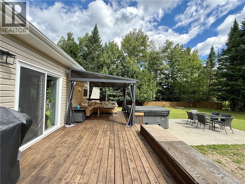 401 Chemin Smith Property Photo 4