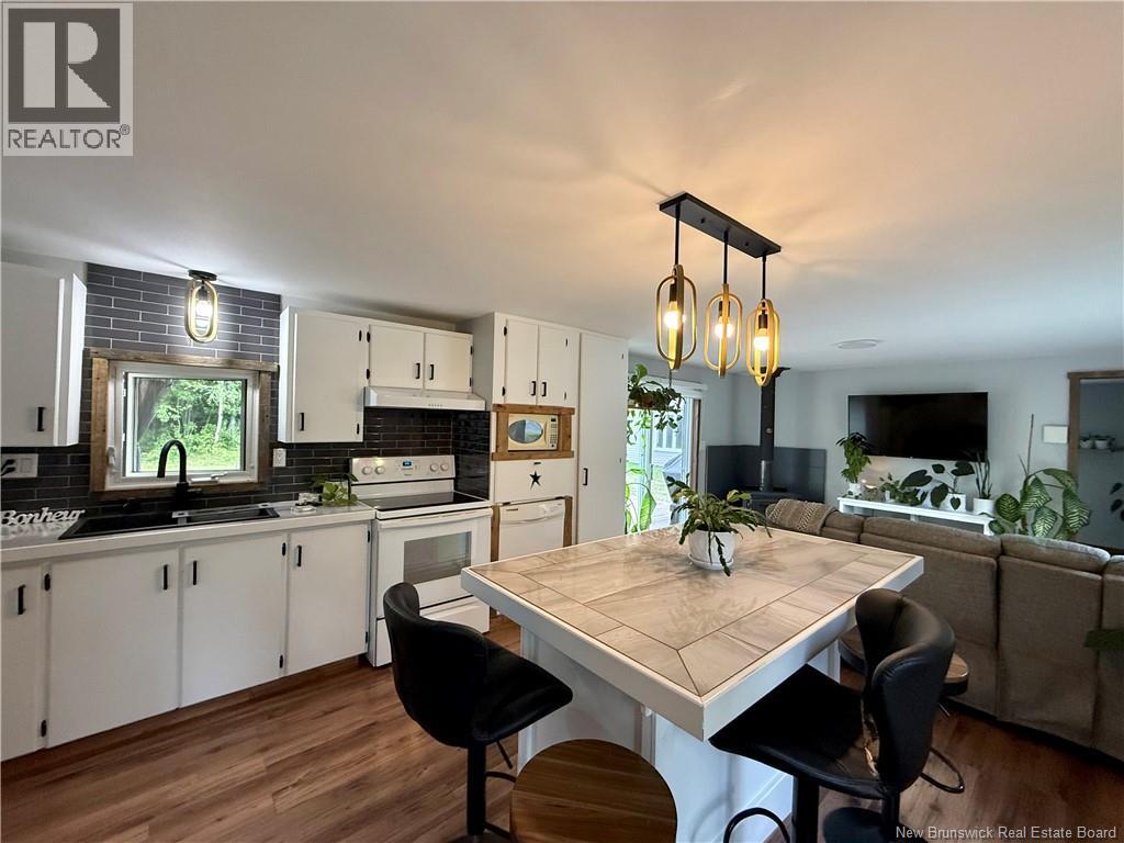 401 Chemin Smith Property Photo 7