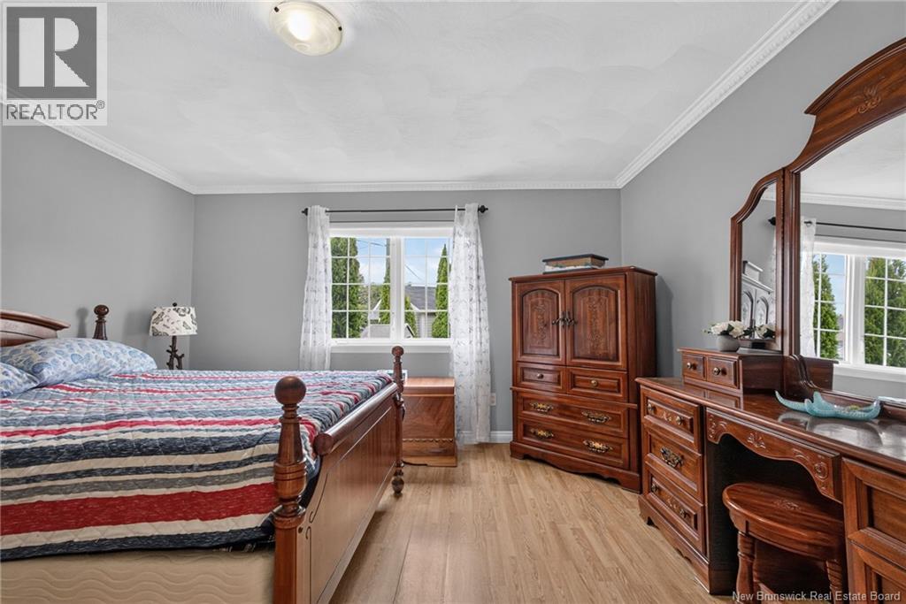 218 Riverside Drive Property Photo 17