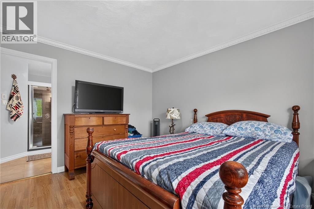 218 Riverside Drive Property Photo 18