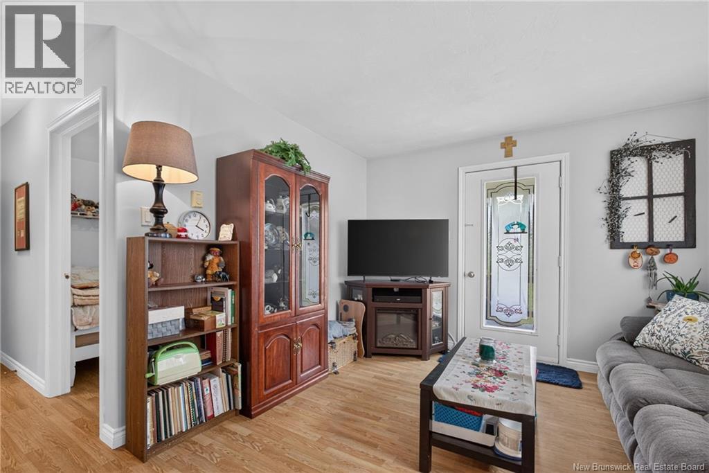 218 Riverside Drive Property Photo 28