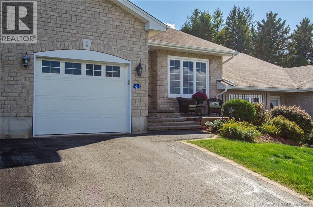 6 Mapleview Drive Property Photo 1