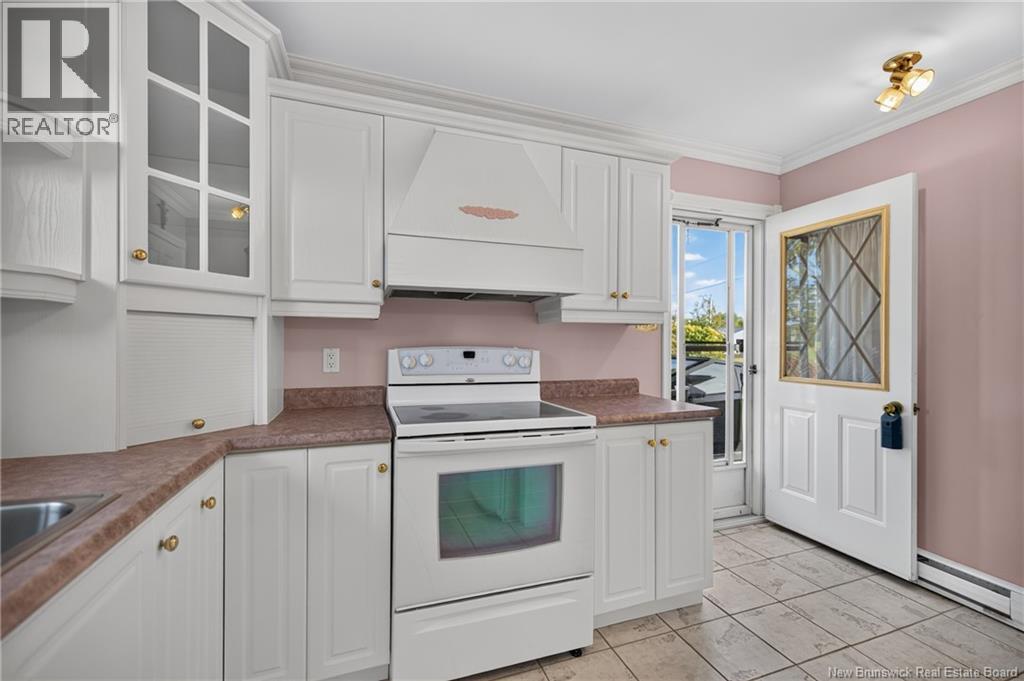 240 Smith Court Property Photo 10