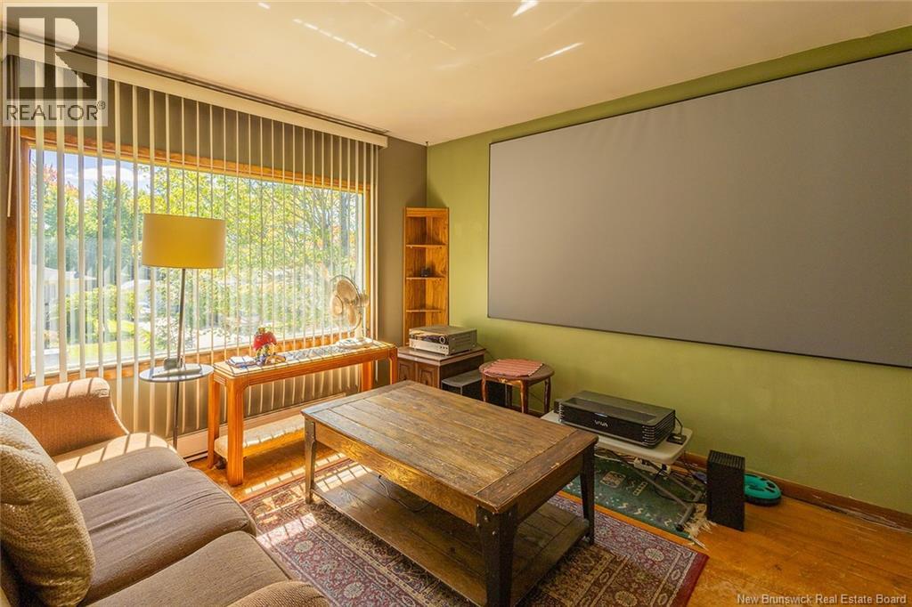 139 Sussex Avenue Property Photo 8