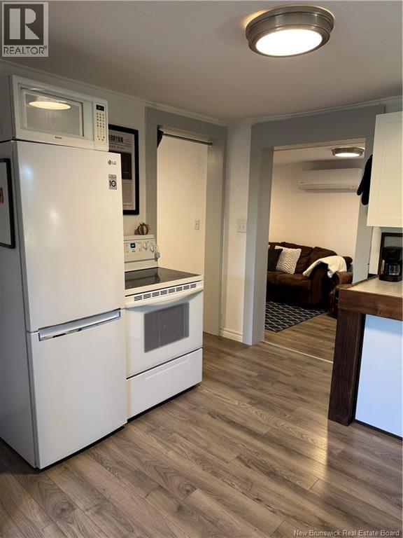 30 Queen St Property Photo 11