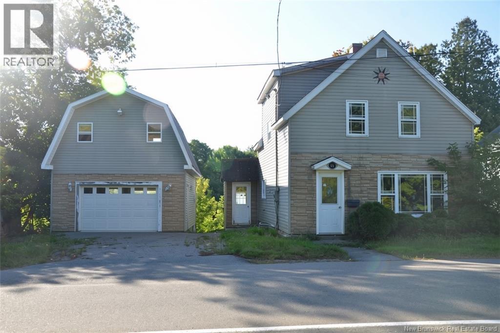20 Riverside Drive Property Photo 1