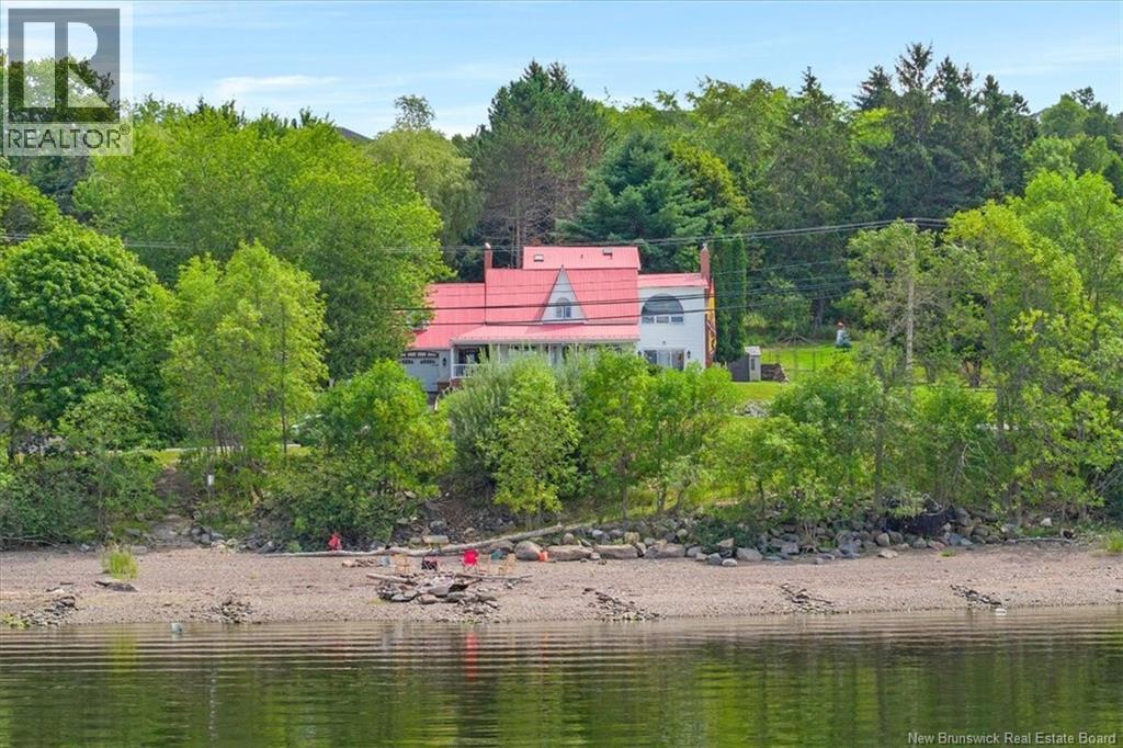 504 Gondola Point Road Property Photo 4