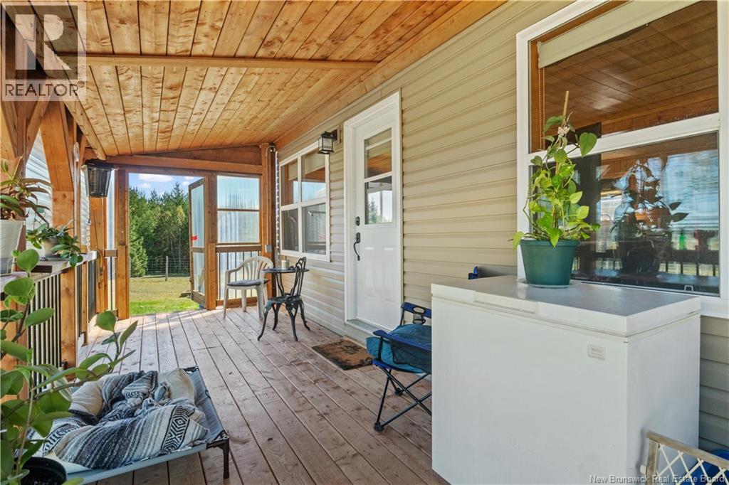 378 L'eglise Property Photo 26
