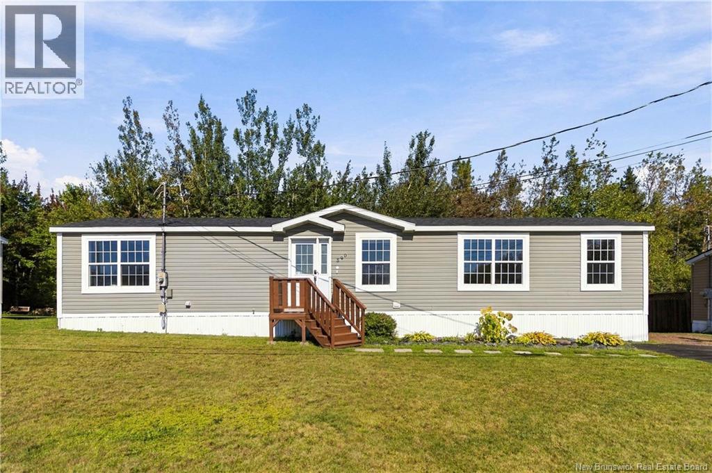 590 Champlain Street Property Photo 2