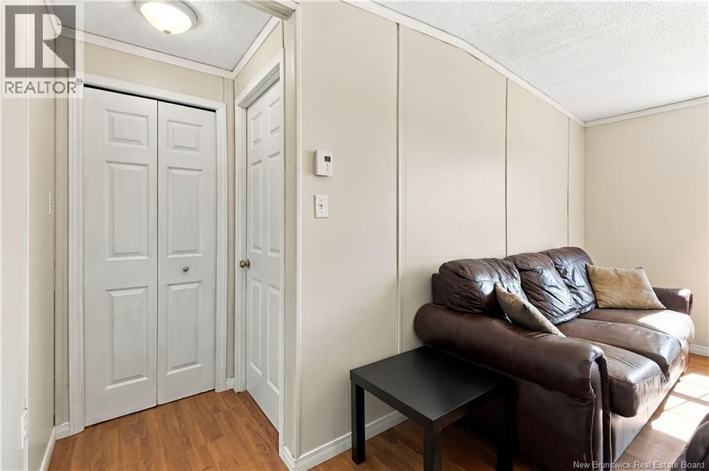 590 Champlain Street Property Photo 3