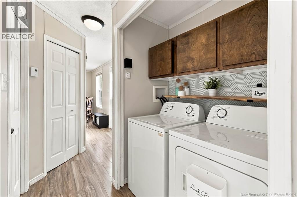 590 Champlain Street Property Photo 21