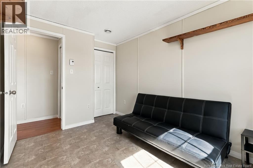 590 Champlain Street Property Photo 30