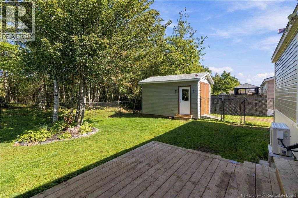590 Champlain Street Property Photo 39