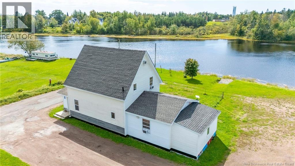 7 Birch Street Property Photo 3