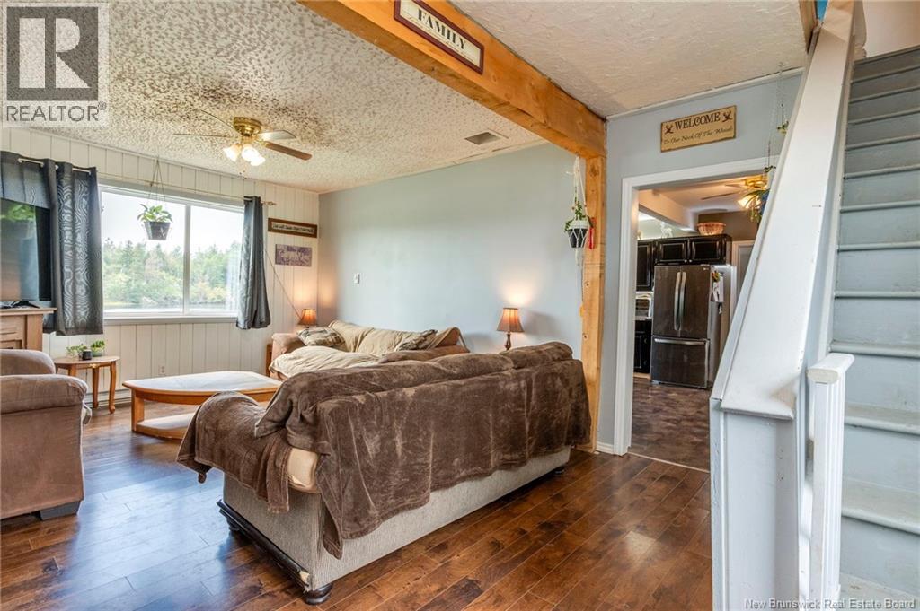 7 Birch Street Property Photo 9