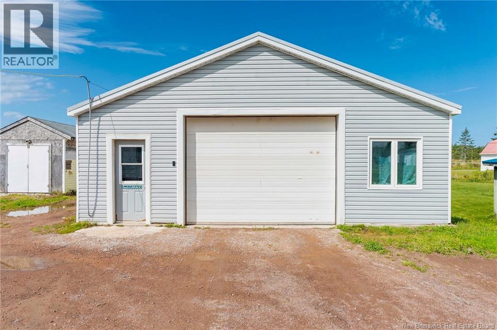 7 Birch Street Property Photo 43