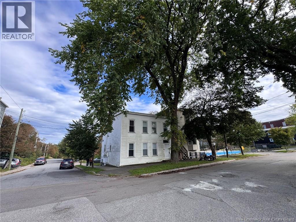 105 Victoria Street Property Photo 2