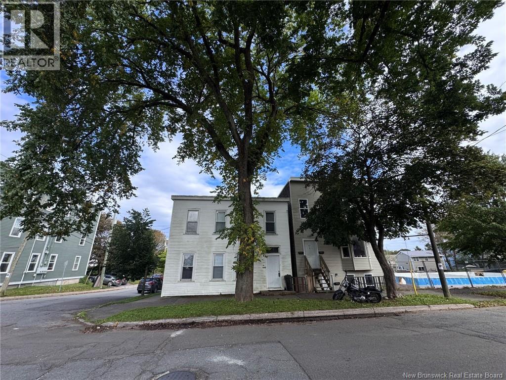 105 Victoria Street Property Photo 8