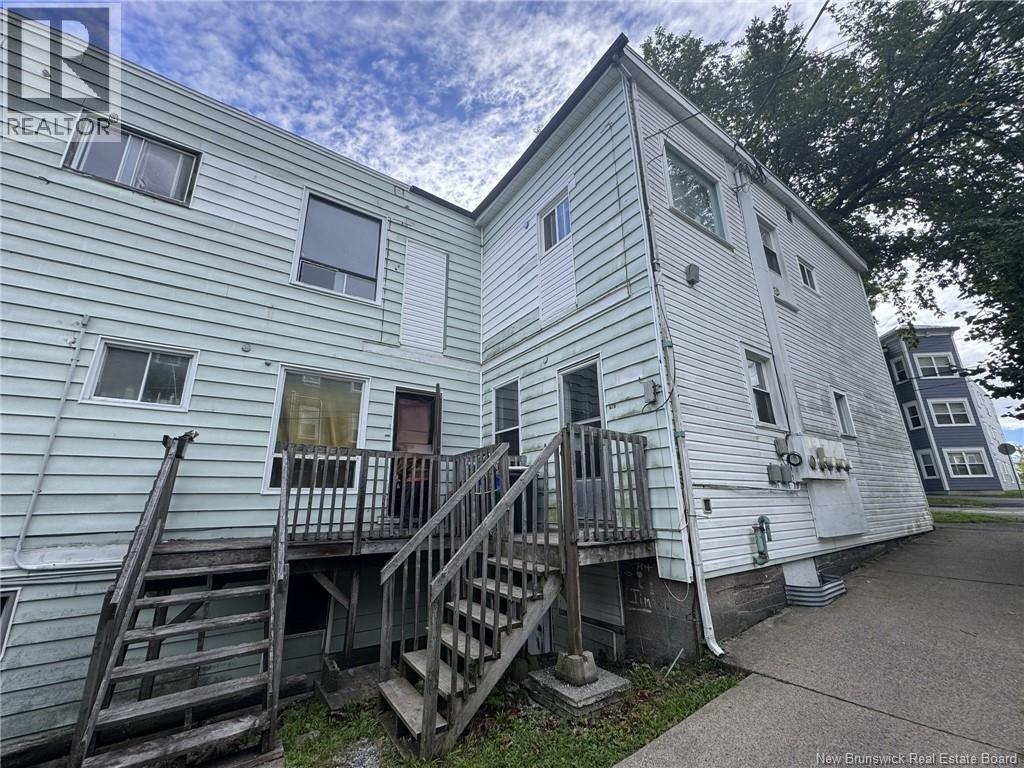 105 Victoria Street Property Photo 28
