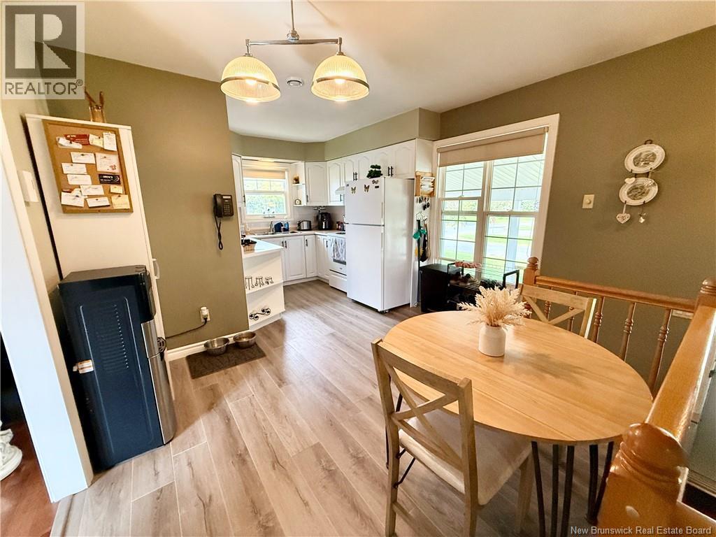 227 Francine Property Photo 3