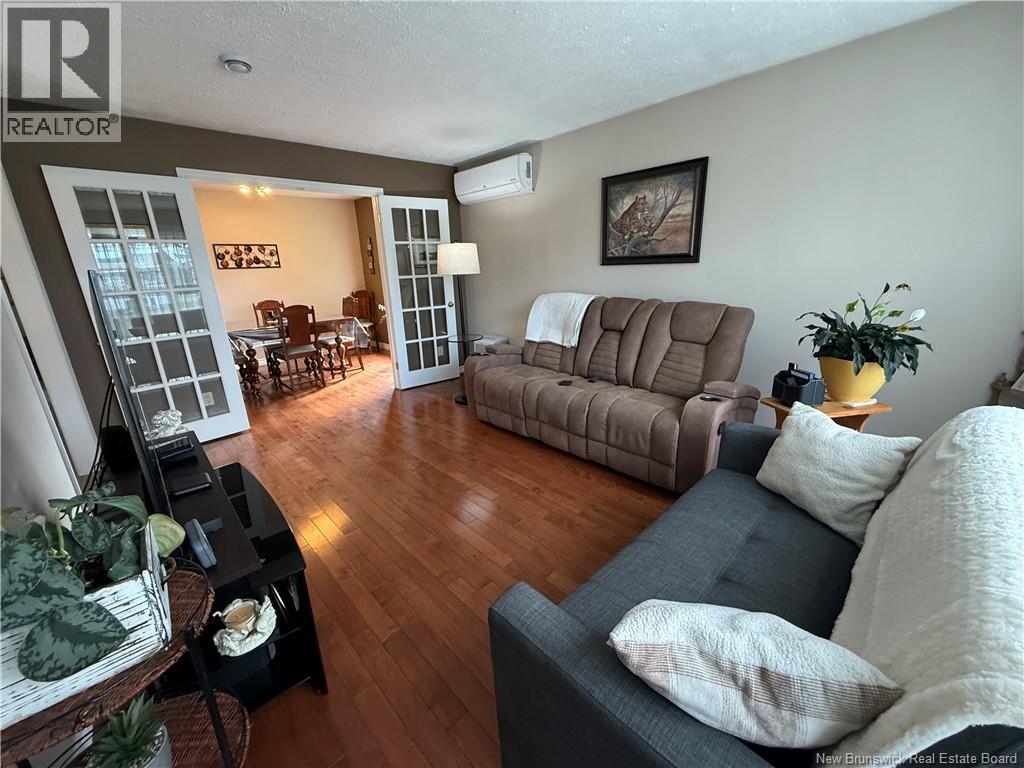227 Francine Property Photo 9