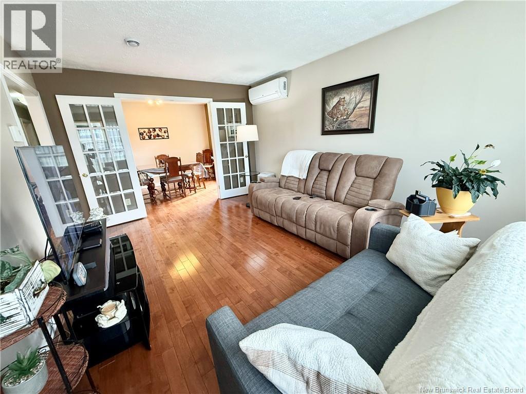 227 Francine Property Photo 10
