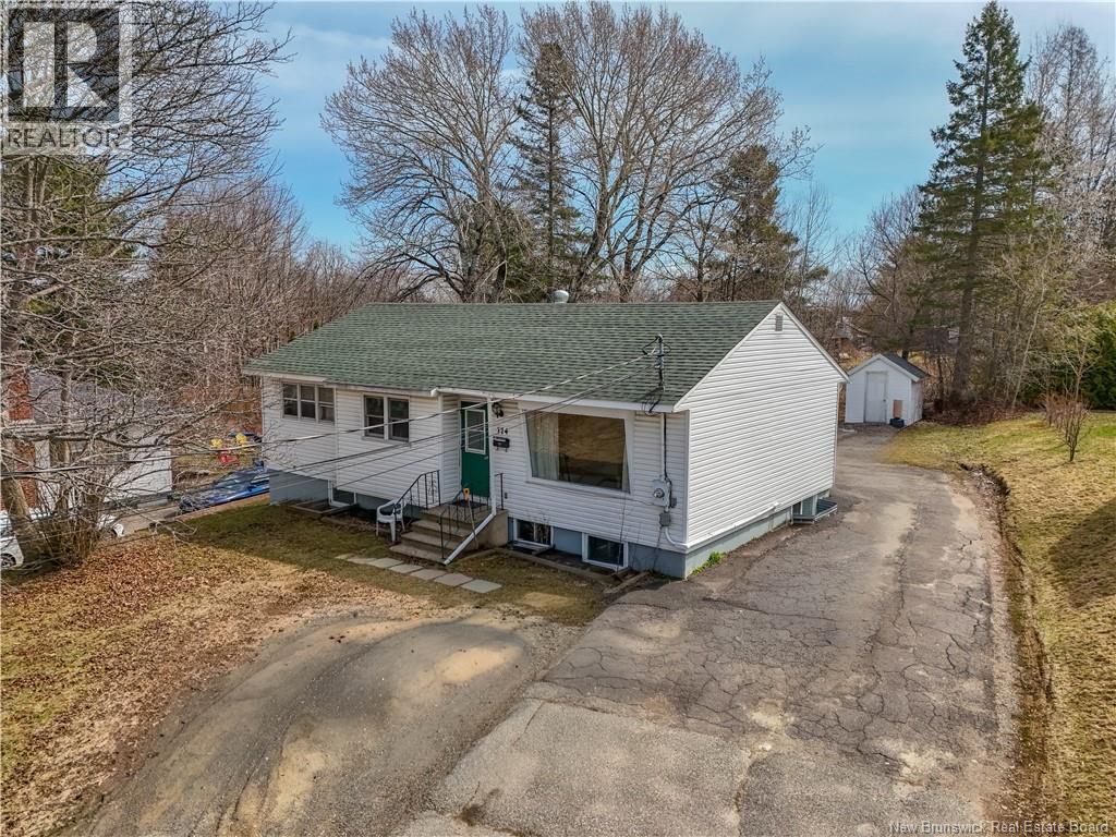 774 Reid Street Property Photo 2