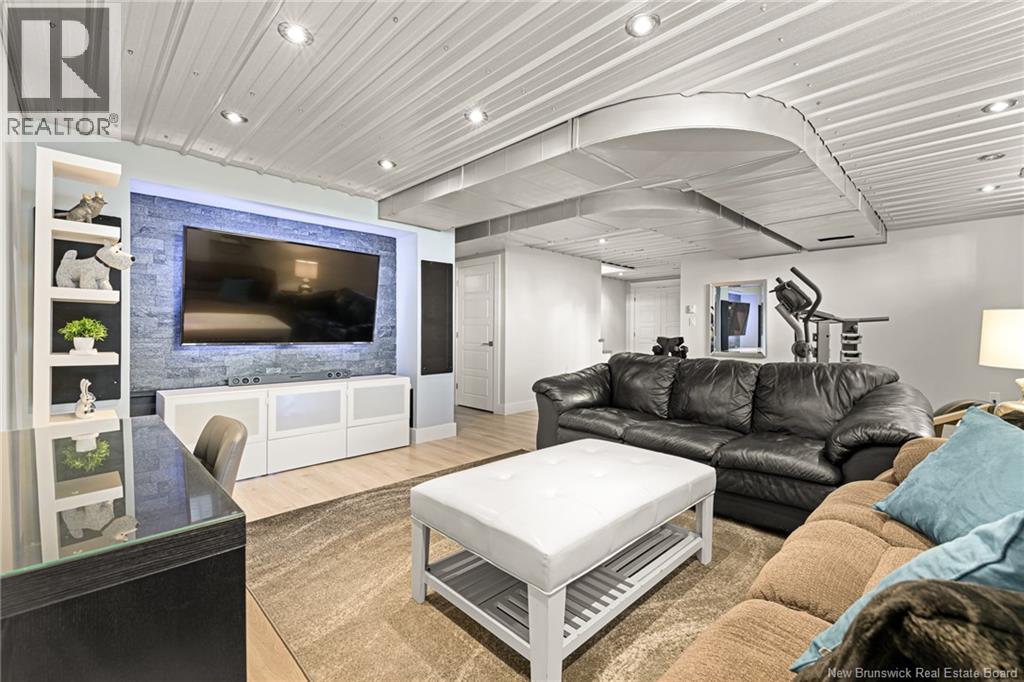 24 Belay Street Property Photo 35
