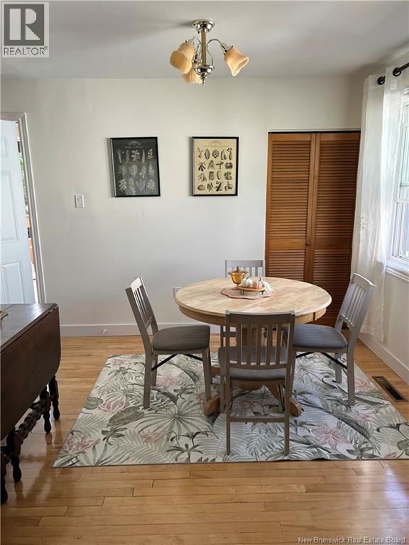 68 Champlain Drive Property Photo 9
