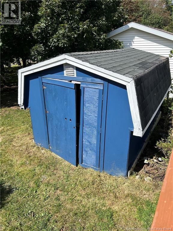 68 Champlain Drive Property Photo 23