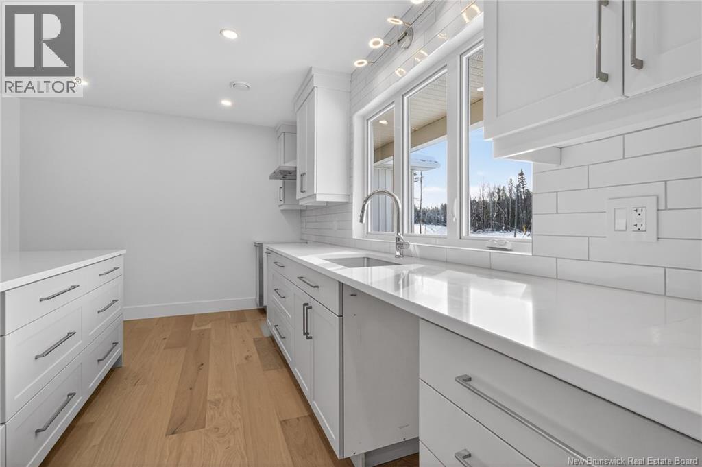 82 Maefield Street Property Photo 14