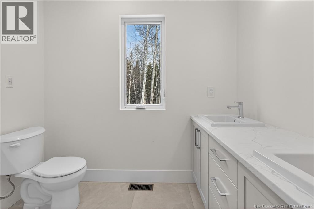 82 Maefield Street Property Photo 22