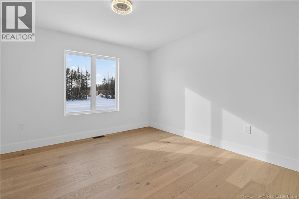 82 Maefield Street Property Photo 30